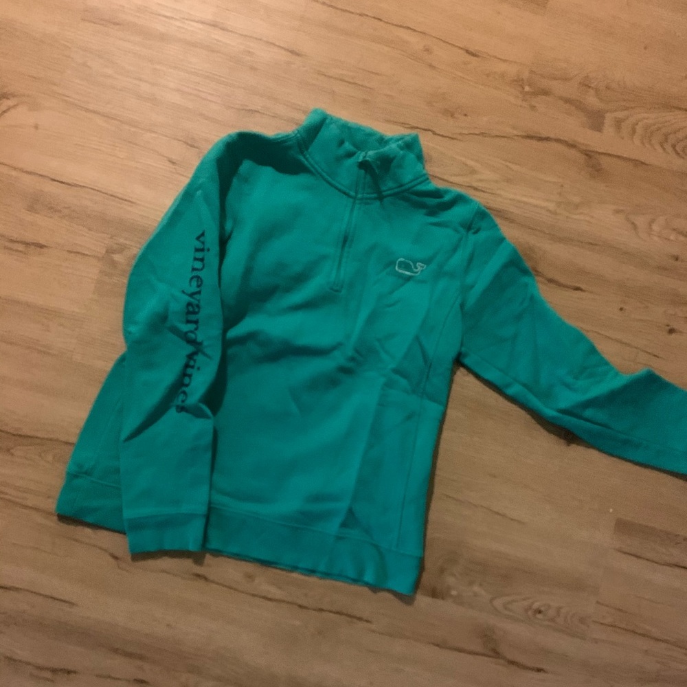 Vineyard vines quarter zip medium